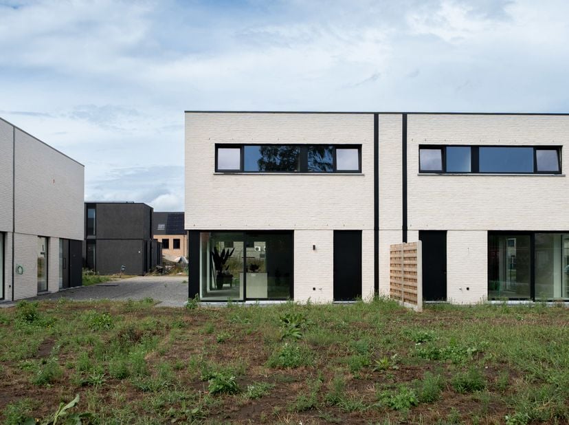 Huis te koop in Heieinde 105,
                    2431 Veerle
