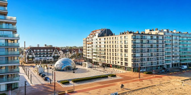 Garage te koop in Albertplein x bus 2.48, 8300 Knokke
