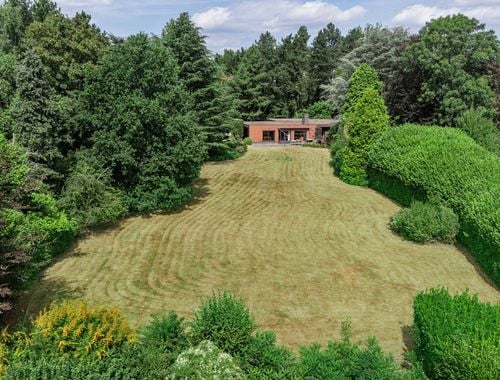                                         Uitzonderlijke woning te koop in Ellezelles, € 575.000
