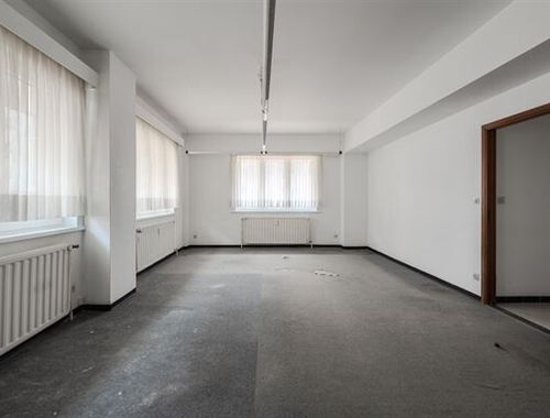                                         Bureaux à vendre à Middelkerke, € 175.000
