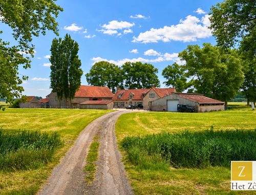                                         Ferme à vendre à Oostkerke, € 3.650.000
