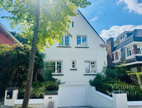                                         Villa te huur in Ukkel, € 3.300
