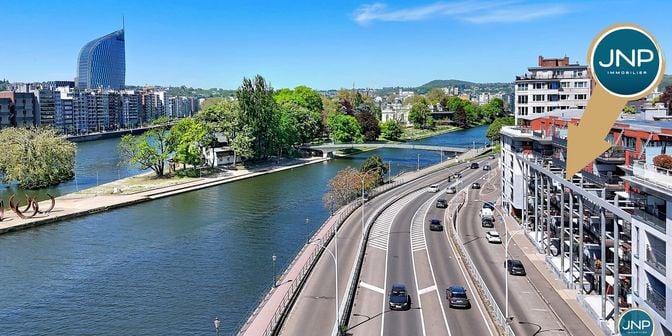 Appartement te koop in Quai Mativa 58 bus 31, 4000 Liège