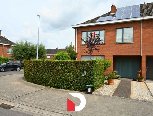                                         Maison à vendre à Sint-Kruis, € 439.000
