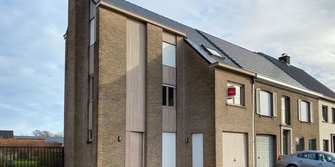 Huis te koop in Bieststraat 1, 8790 Waregem