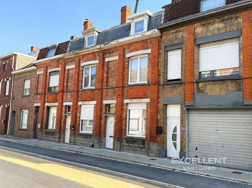 Huis te koop in ,
                    8930 Menen