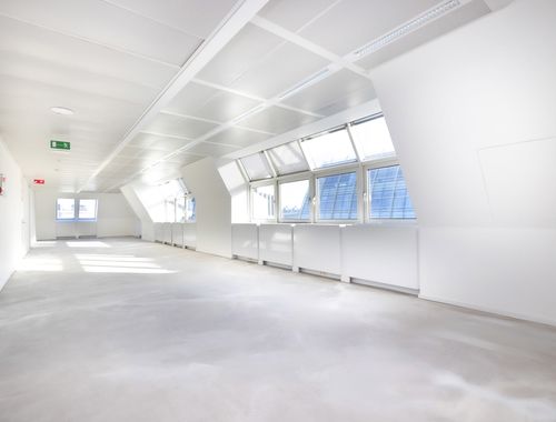                                         Immeuble de bureaux à louer à Bruxelles, € 5.425
