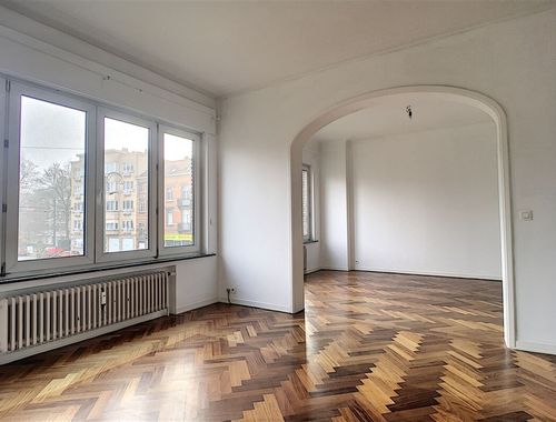                                         Appartement te huur in Elsene, € 1.500
