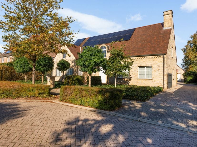 Huis te koop in Kruisveldweg 4,
                    2500 Lier