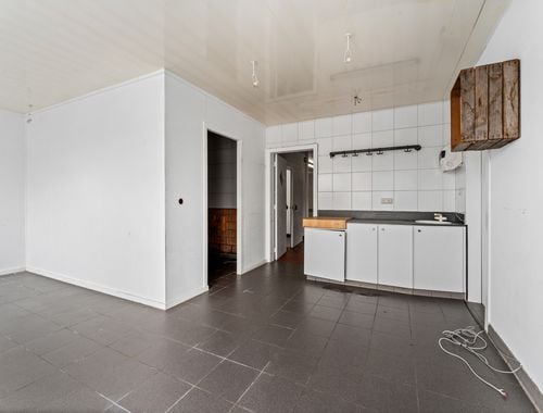                                         Handelspand te koop in Deerlijk, € 338.000
