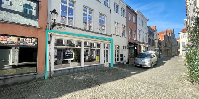 Bedrijfsvastgoed te koop in Jozef Suvéestraat 16 bus 01, 8000 Brugge