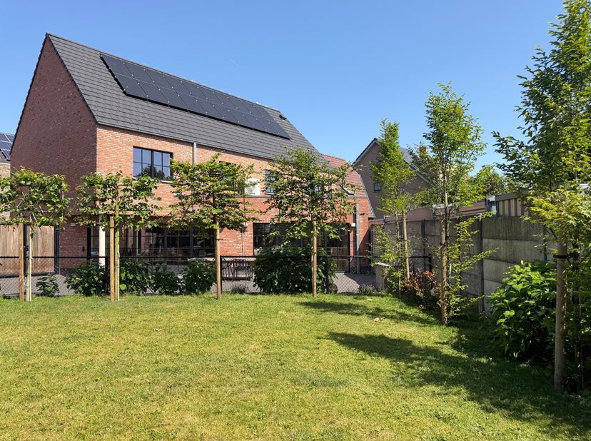 Huis te koop in Achterstraat 10,
                    9270 Laarne