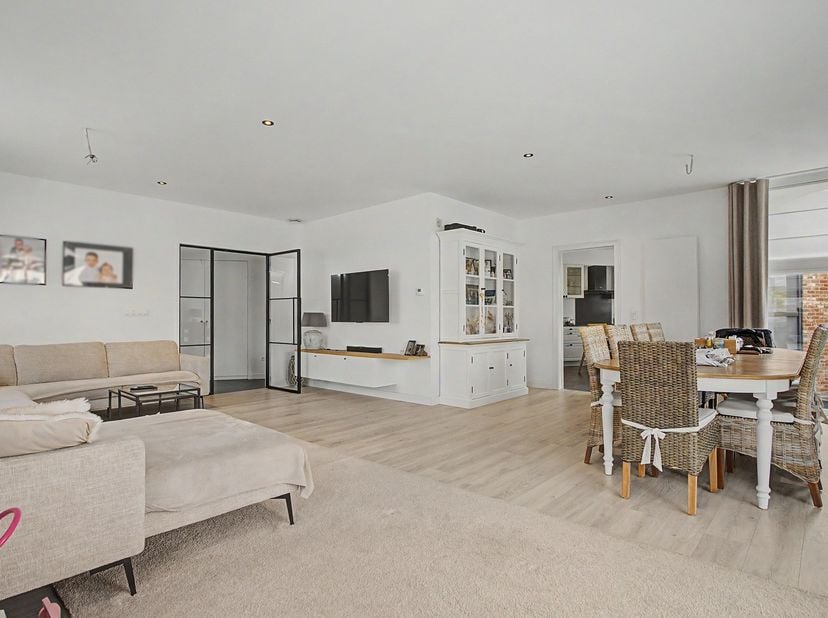 Maison à vendre à Burgemeester Dr. Eugeen Roggemanlaan 12,
                    9190 Stekene