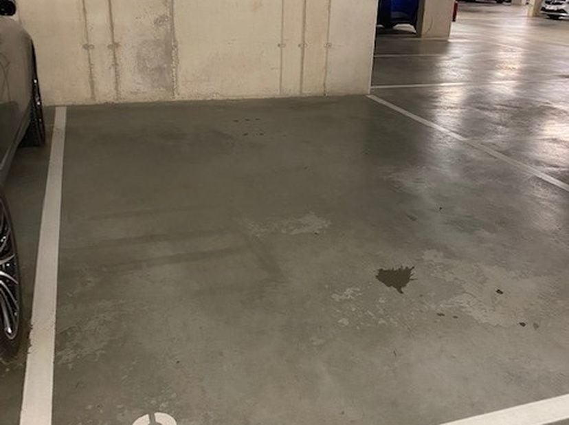 Garage à louer
                    à 3740 Bilzen