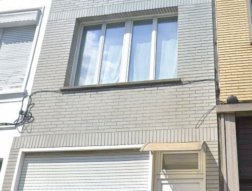                                         Maison deux facades à vendre à Borgerhout, € 130.000
