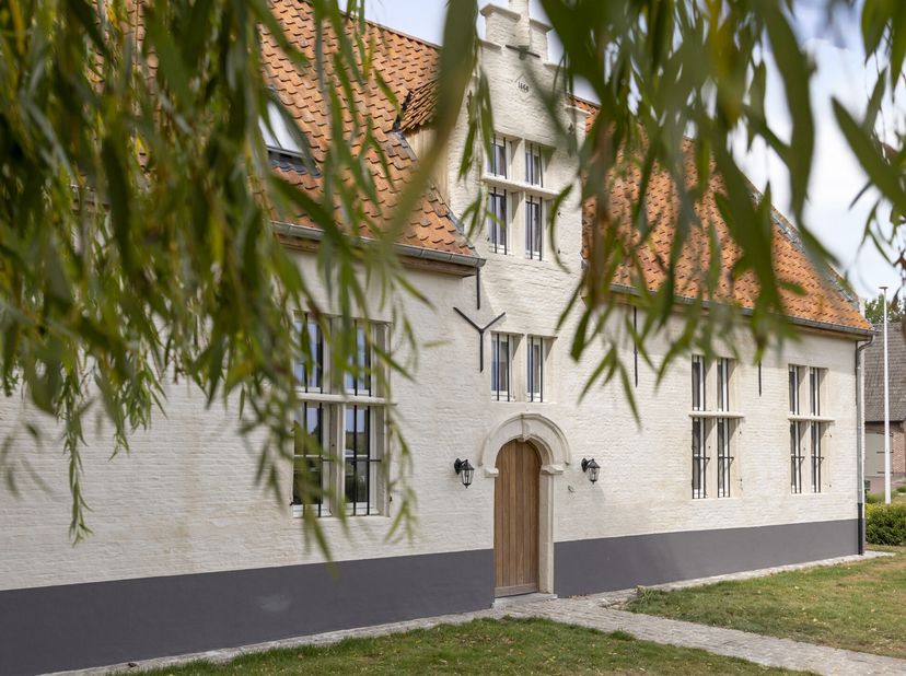 Huis te koop in Sint-Niklaasstraat 199,
                    9170 Sint-Gillis-Waas