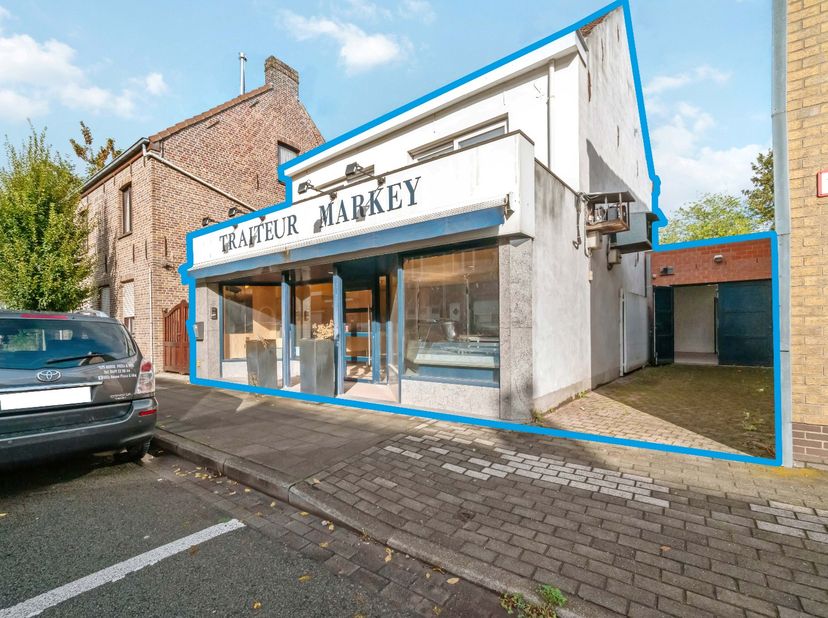 Bedrijfsvastgoed te koop in Sint-Michielsestraat 34,
                    8020 Oostkamp