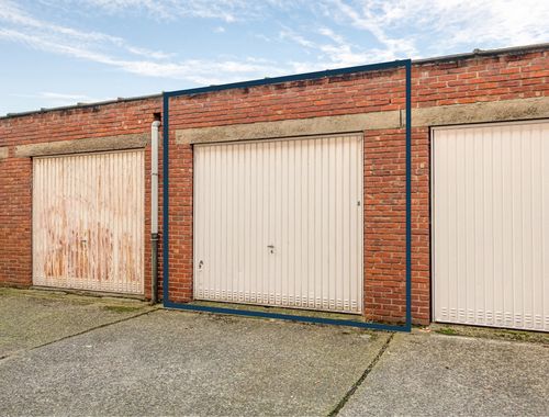                                         Garagebox te koop in Merksem, € 29.000
