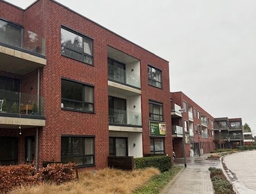                                         Appartement à louer à Meeuwen, € 865
