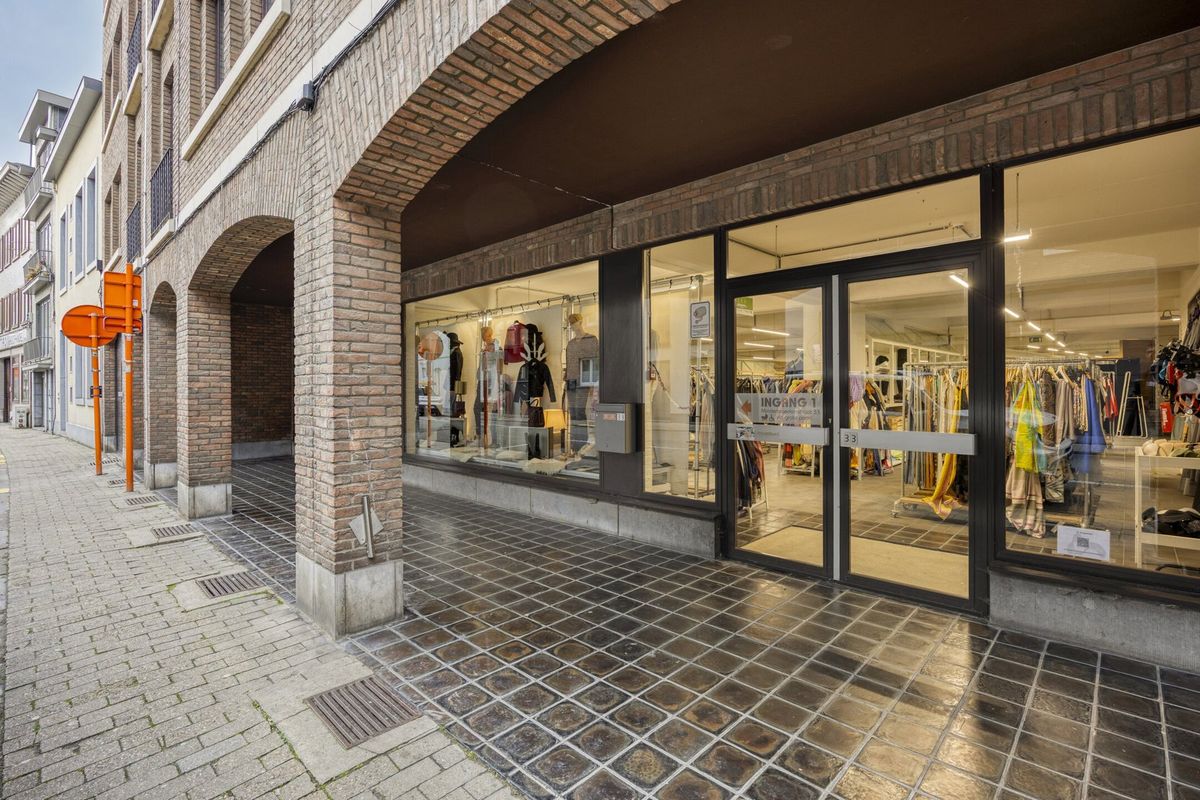 Handelsgelijkvloers te koop