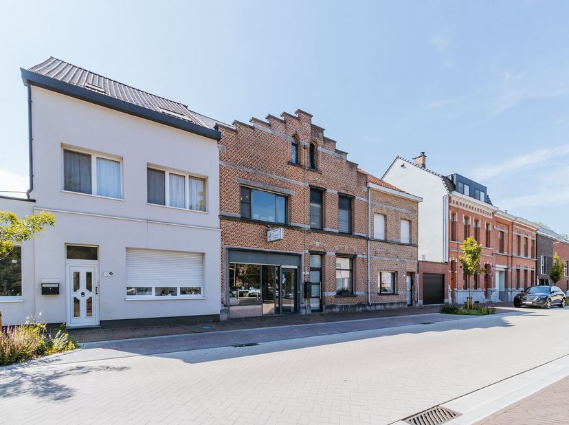 Bien professionnel à vendre
                    à 2840 Rumst