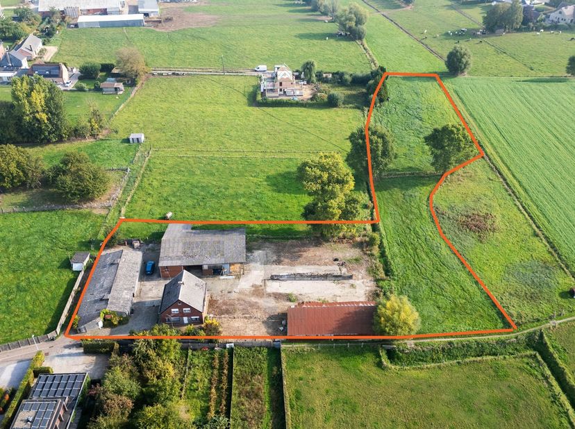 Huis te koop in 's Hondshuffel 18,
                    9520 Sint-Lievens-Houtem