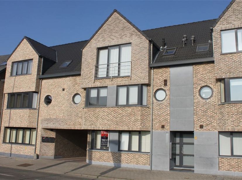 Appartement à louer
                    à 2870 Puurs