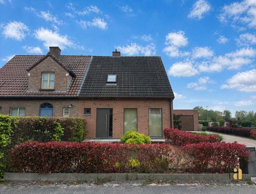                                         Maison à vendre à Lovendegem, € 425.000
