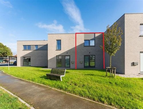                                         Eengezinswoning te koop in Deerlijk, € 335.000

