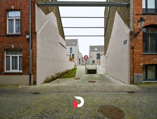                                         Staanplaats te koop in Brugge, € 37.000
