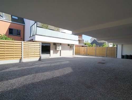                                         Staanplaats te koop in Ertvelde, € 8.000
