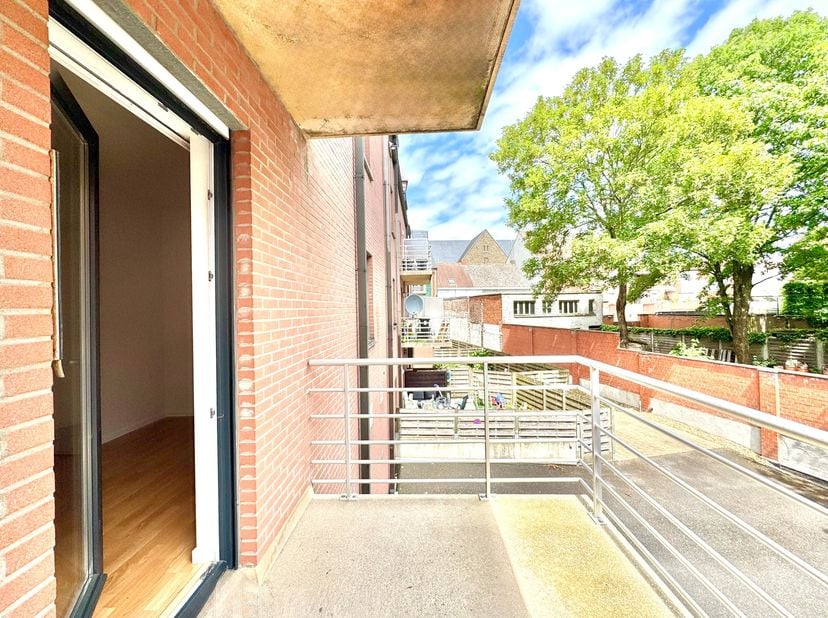 Appartement à louer
                    à 8780 Oostrozebeke