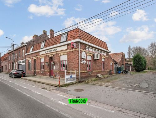                                         Koppelwoning te koop in Poperinge, € 135.000
