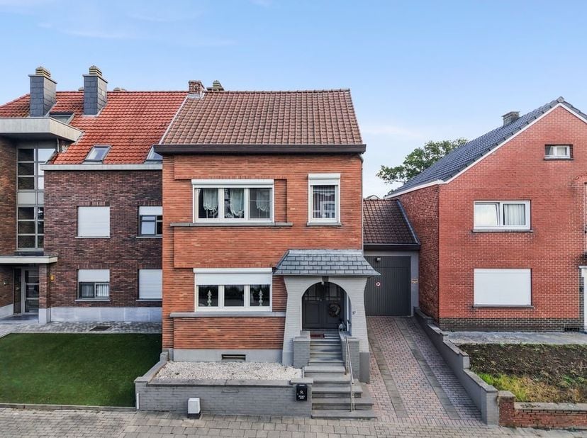 Huis te koop in Steenweg 97,
                    3890 Gingelom