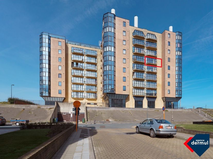 Goed onderhouden appartement op de vijfde verdieping van de residentie Hydro Palace. Het appartement heeft 1 slaapkamer en heeft een mooi uitzicht ove