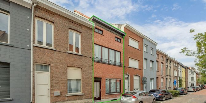 Huis te koop in Sint-Jan-Berchmansstraat 76, 2800 Mechelen
