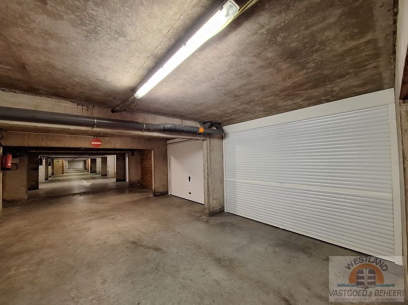 Garage à louer
                    à 8620 Nieuwpoort
