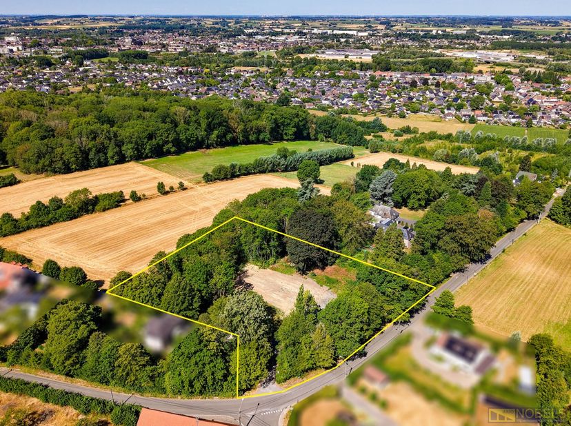 PRACHTIGE PROJECTGROND (5.792M²) voor VILLABOUW op een uitzonderlijke ligging aan de KATTEBERG in Oudenaarde, waar u kan genieten van een PRACHTIG UIT
