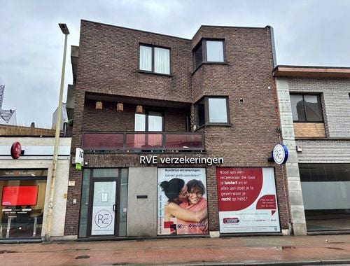                                         Handelspand te huur in Kapellen, € 795

