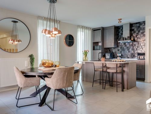                                         Appartement à vendre à Genk, € 375.000
