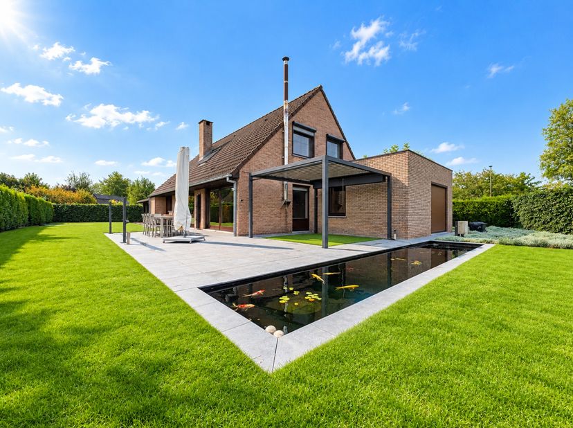 Maison à vendre à Slekkebeek 13,
                    9230 Wetteren