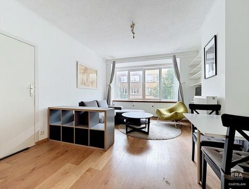                                         Appartement à vendre à Ixelles, € 215.000
