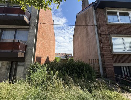                                         Terrain à bâtir à vendre à Sint-Pieters-Leeuw, € 99.000
