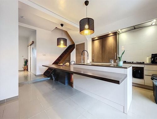                                         Maison unifamiliale à vendre à Antwerpen, € 389.000
