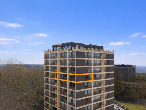                                         Appartement te koop in Liège, € 200.000
