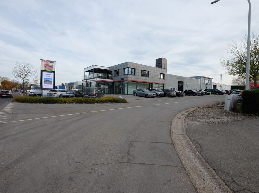 Bien professionnel à louer à Industrielaan 3140,
                    3800 Sint-Truiden