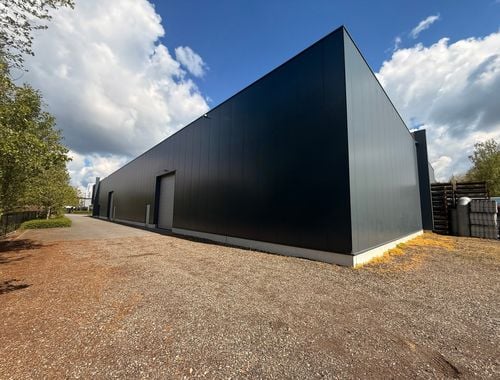                                         Opslagplaats te huur in Olen, € 899
