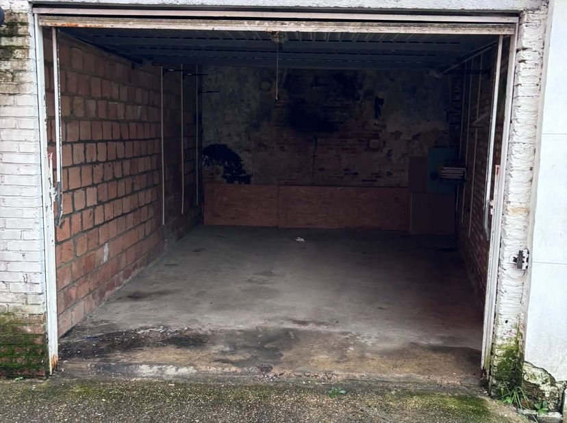 Garage te huur in Schotlandstraat,
                    3290 Diest