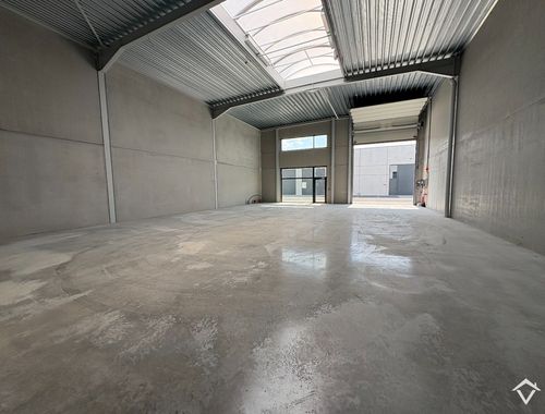                                         Opslagplaats te koop in Ichtegem, € 325.000
