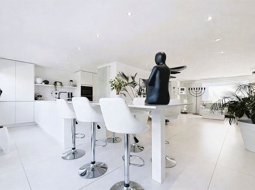 Huis te koop in ,
                    7700 Lowingen
